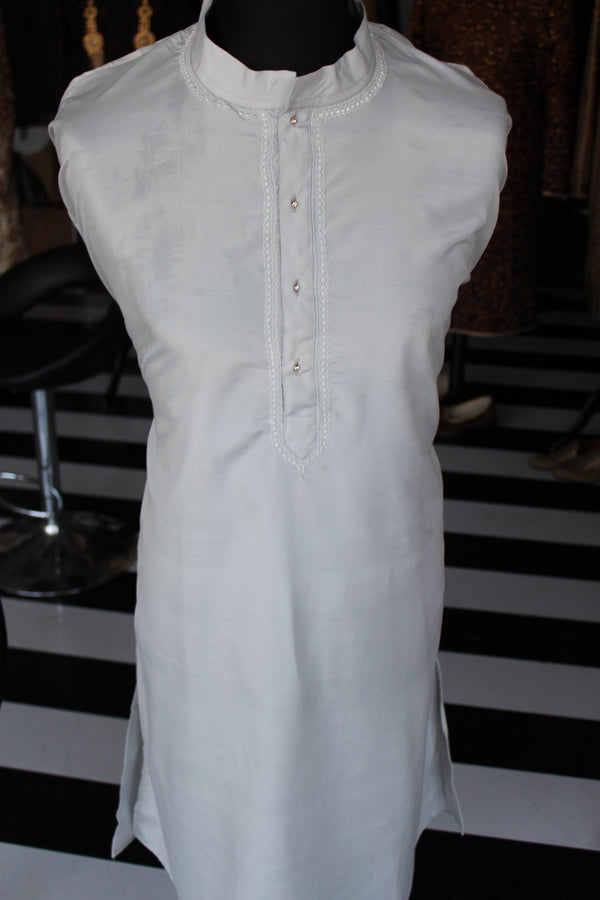 Eid Salwar Kameez with Threadwork Embroidery Detail