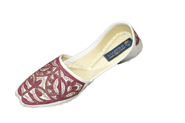 Boys Cream Mojari Khussa Shoe with Copper Embroidery - 4