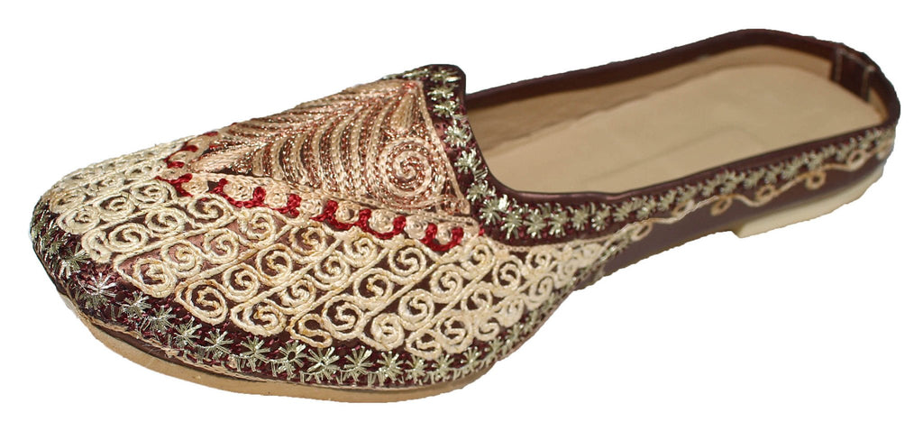 Jenapur - Gold & Brown with Red Mojri